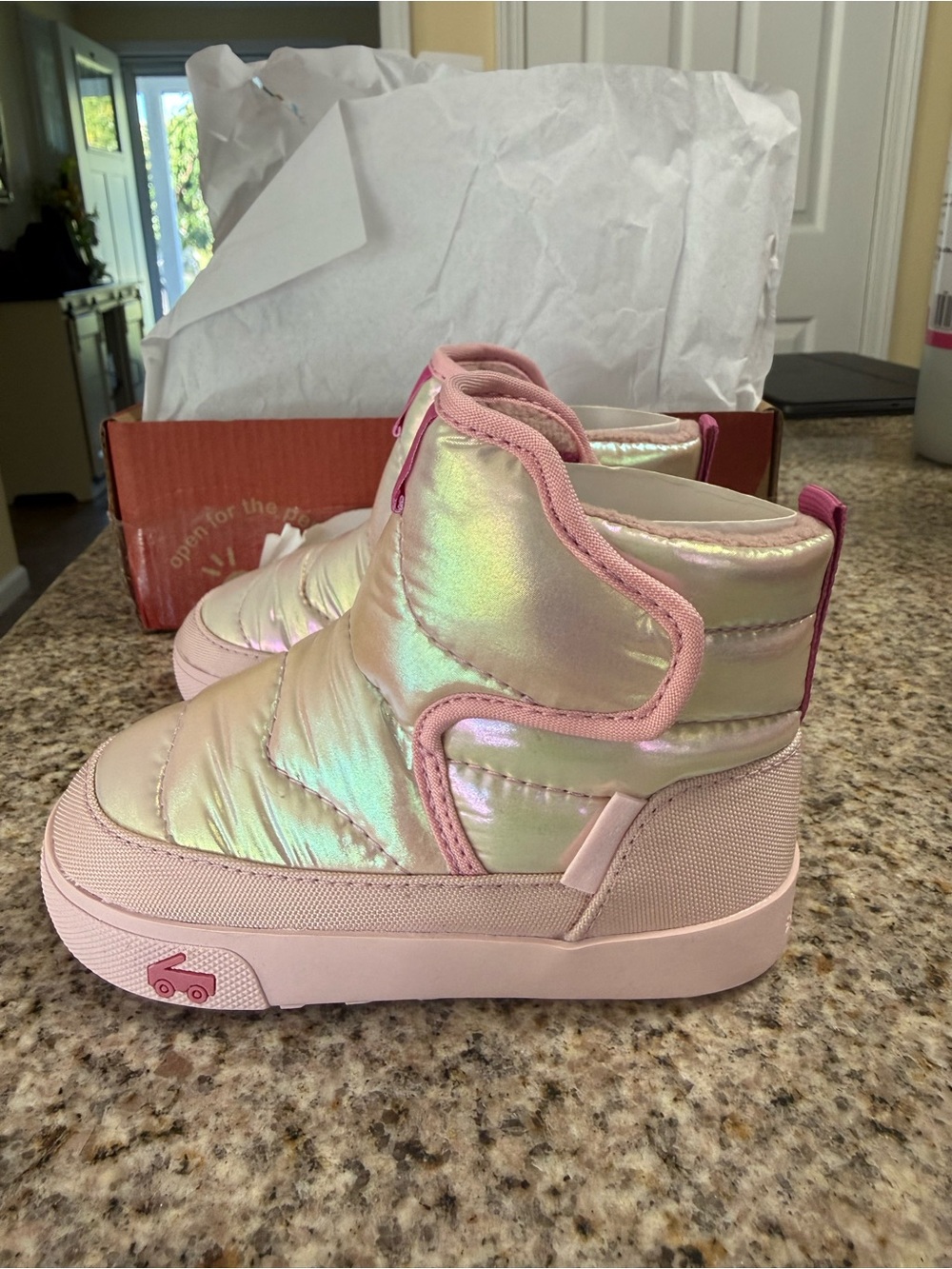 BNIB! See Kai Run Teddy Boots - Girls size 7 pink boots - insulated boots